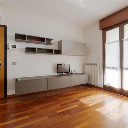 Lejlighed Viale Marche - Near Maciachini M3 *